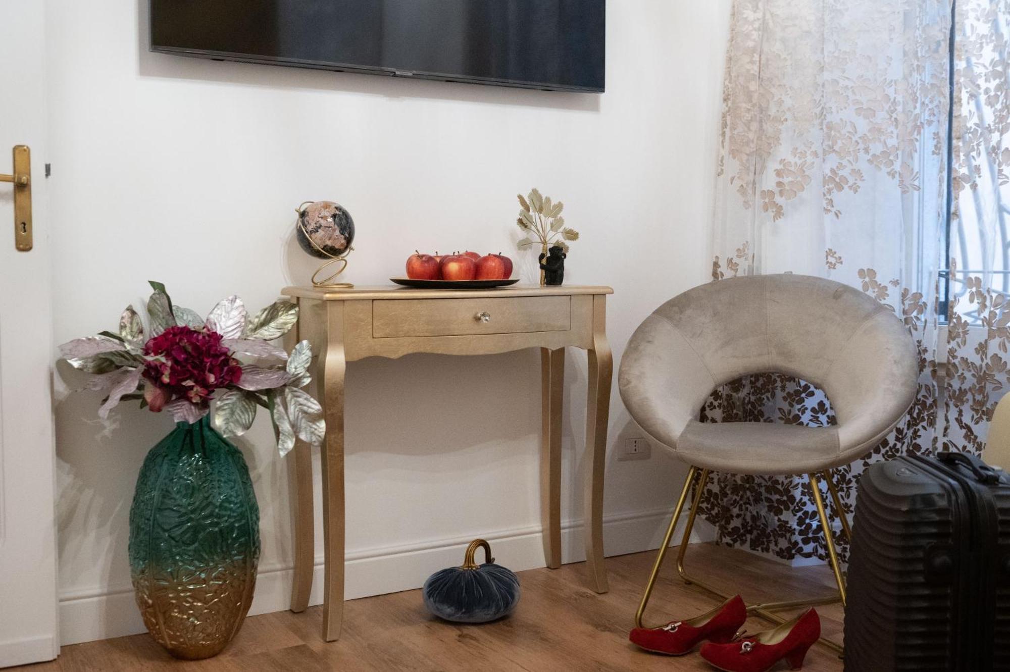 Pantheon Charming Accommodation Roma Ngoại thất bức ảnh